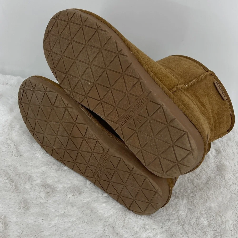 MINNETONKA Cozy Brown FAUX FUR -Lined Women's LEATHER ANKLE Boots SIZE 6